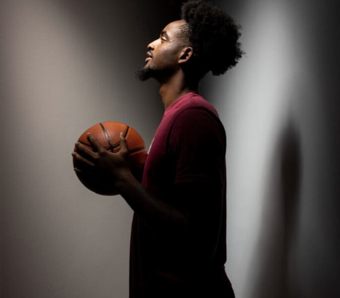 This image has an empty alt attribute; its file name is Jalen-DeLoach-Loyola-685x600.jpg